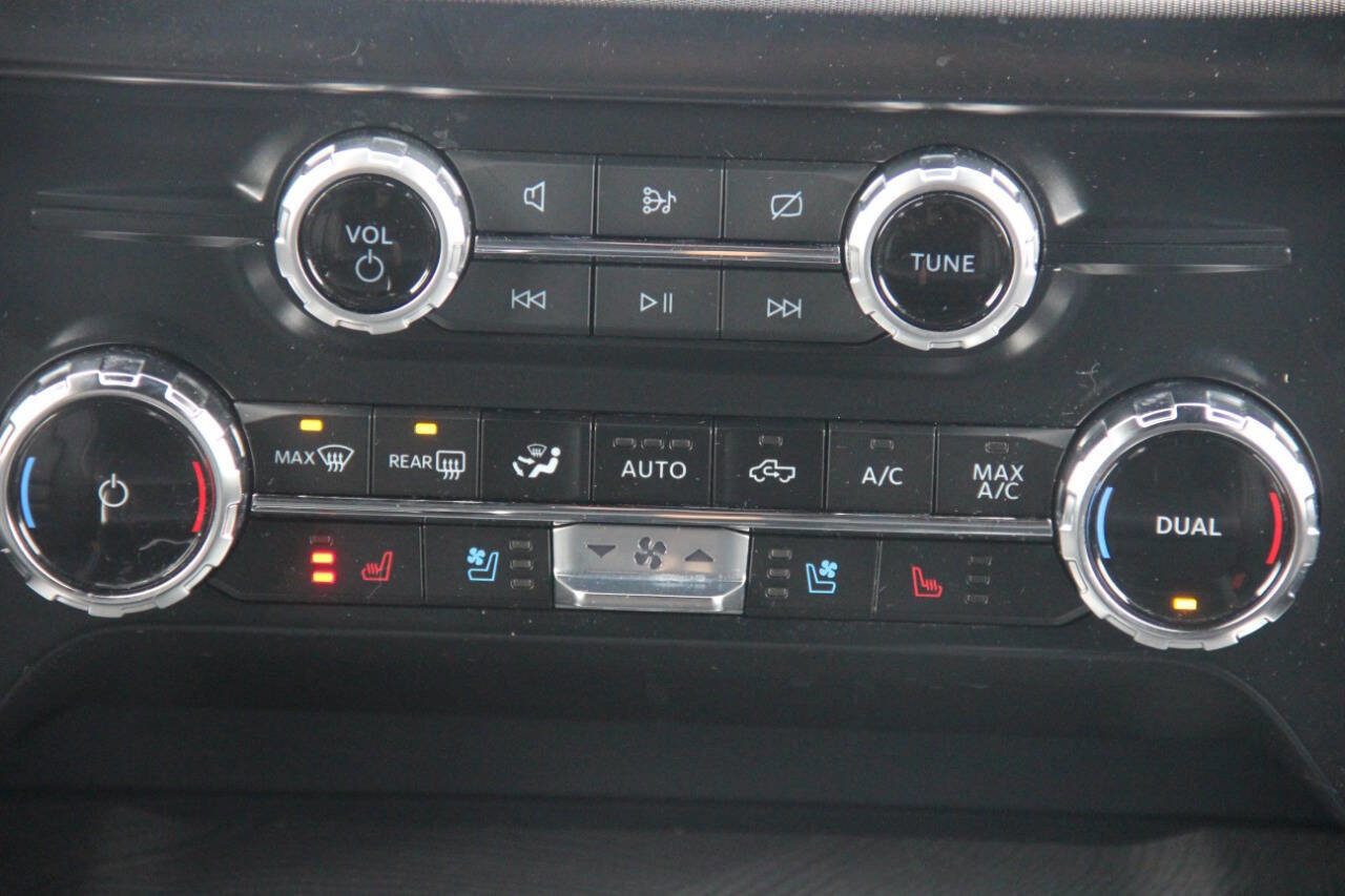 Certified 2023 Ford F150 Platinum w/ Equipment Group 701A High image 19