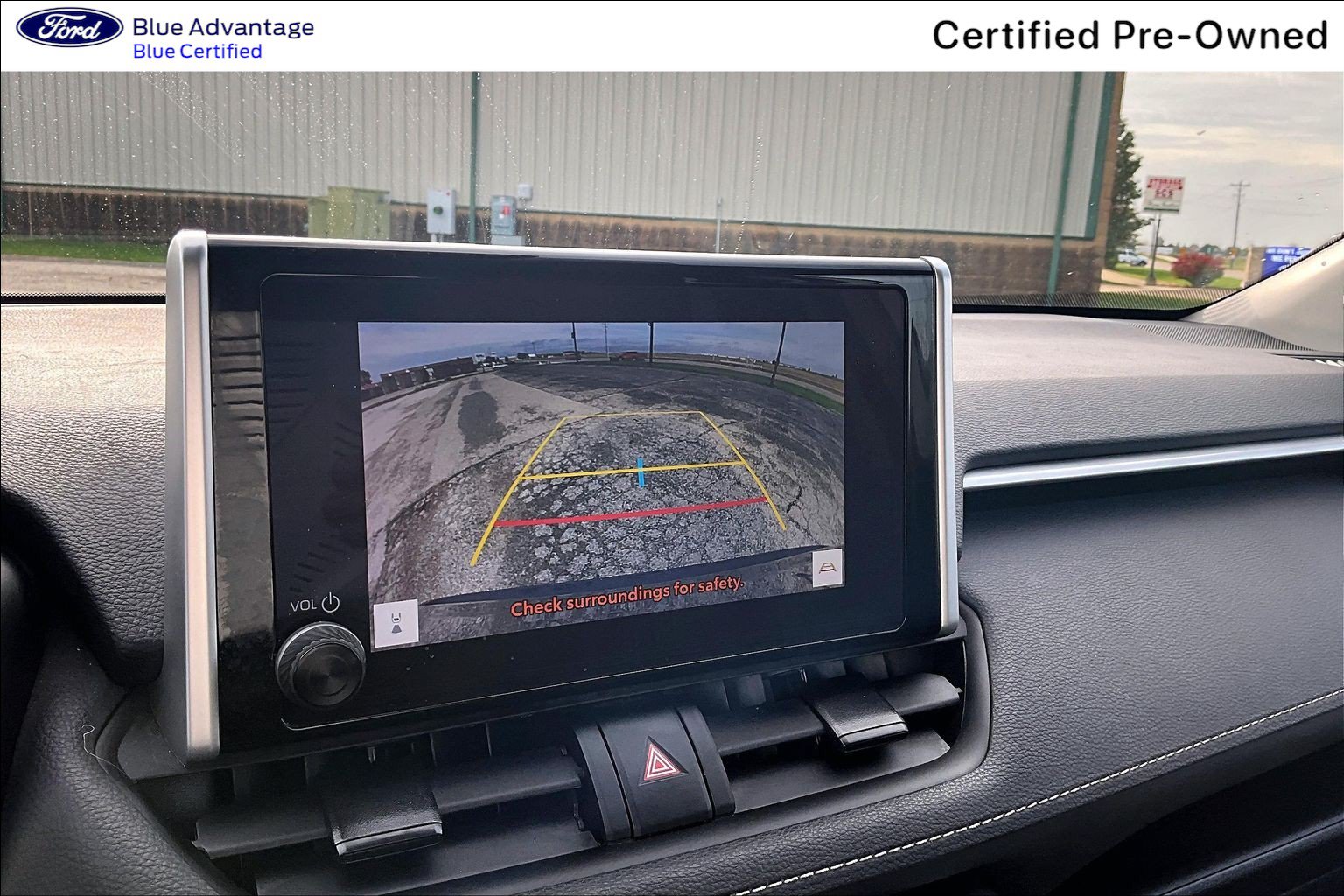 Used 2024 Toyota RAV4 LE AWD/4WD image 29