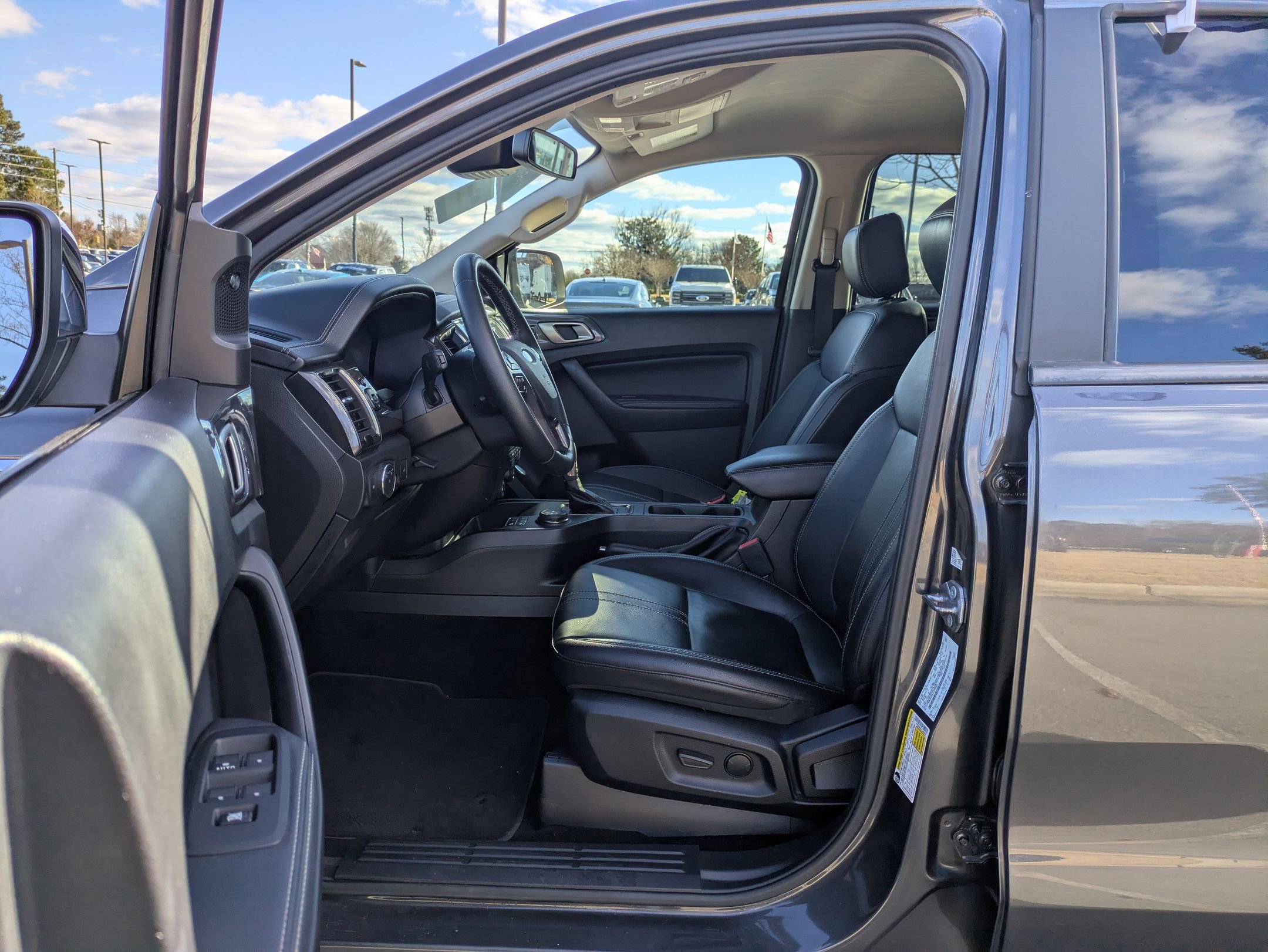 Certified 2020 Ford Ranger Lariat w/ Equipment Group 501A Mid image 13