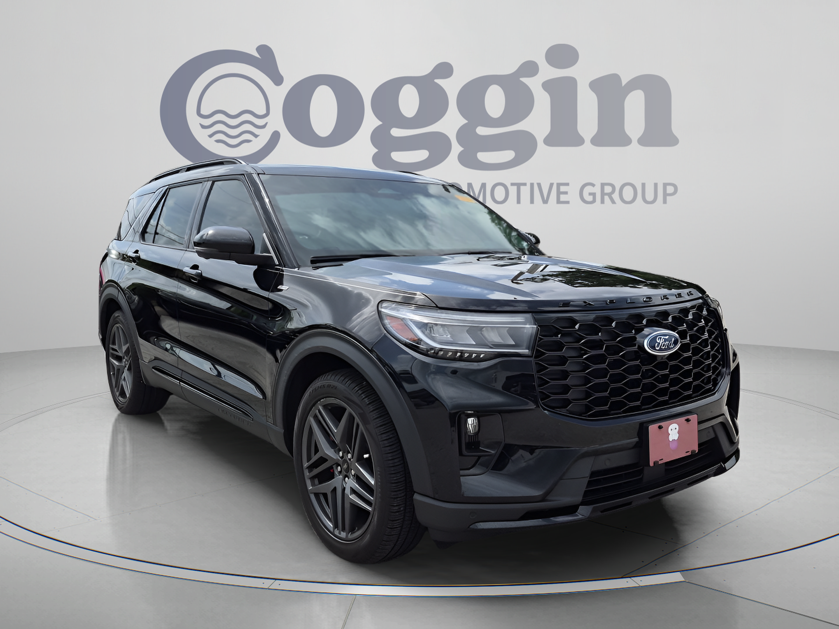 Certified 2025 Ford Explorer ST-Line w/ Premium Package RWD image 8