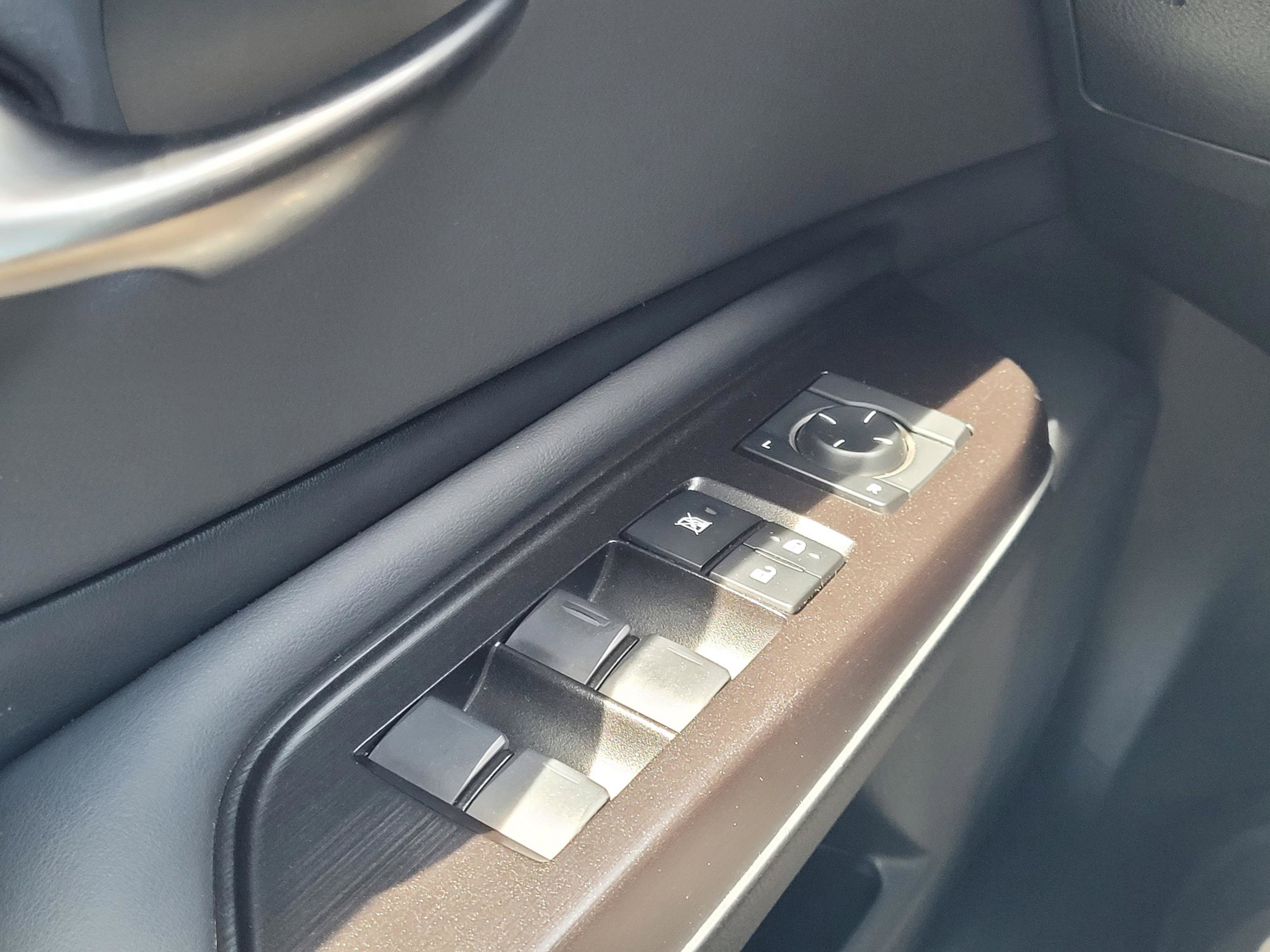 Used 2019 Lexus ES 350 w/ Premium Package FWD image 24