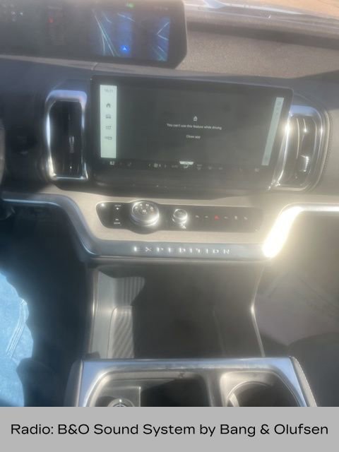 Certified 2025 Ford Expedition Platinum image 7