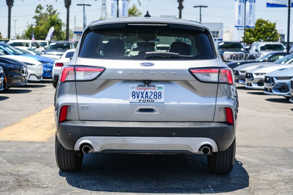 Certified 2021 Ford Escape SE FWD image 8