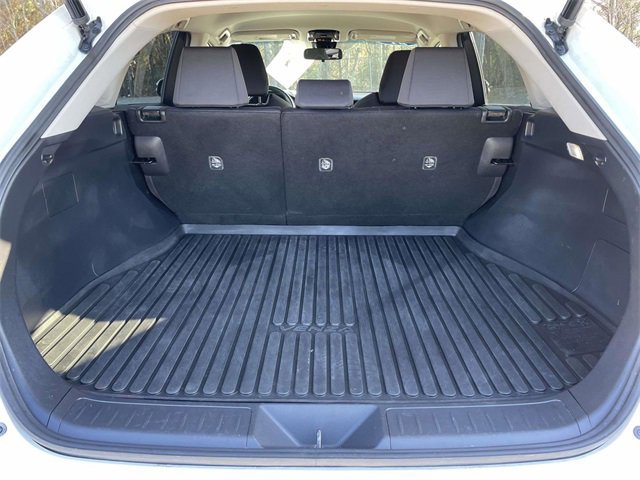 Used 2021 Toyota Venza LE image 11