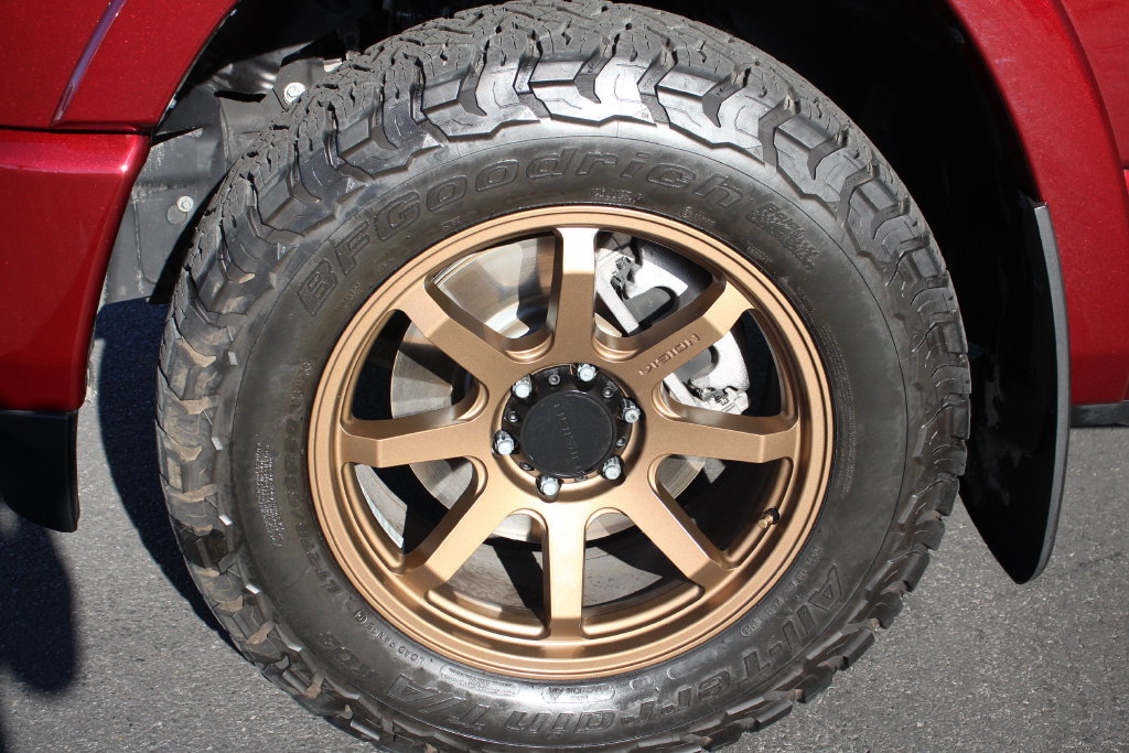 Used 2022 RAM 1500 Laramie w/ Sport Appearance Package AWD/4WD image 14
