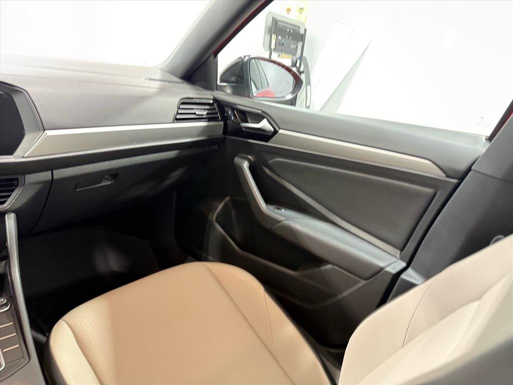 Used 2020 Volkswagen Jetta R-Line w/ R-Line Cold Weather Package image 12