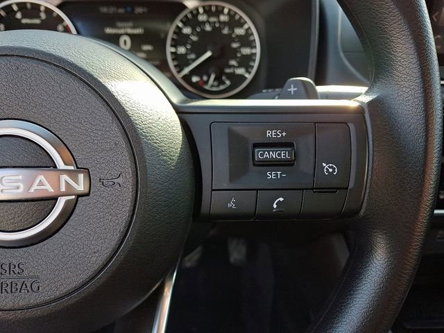 Used 2023 Nissan Rogue S image 23
