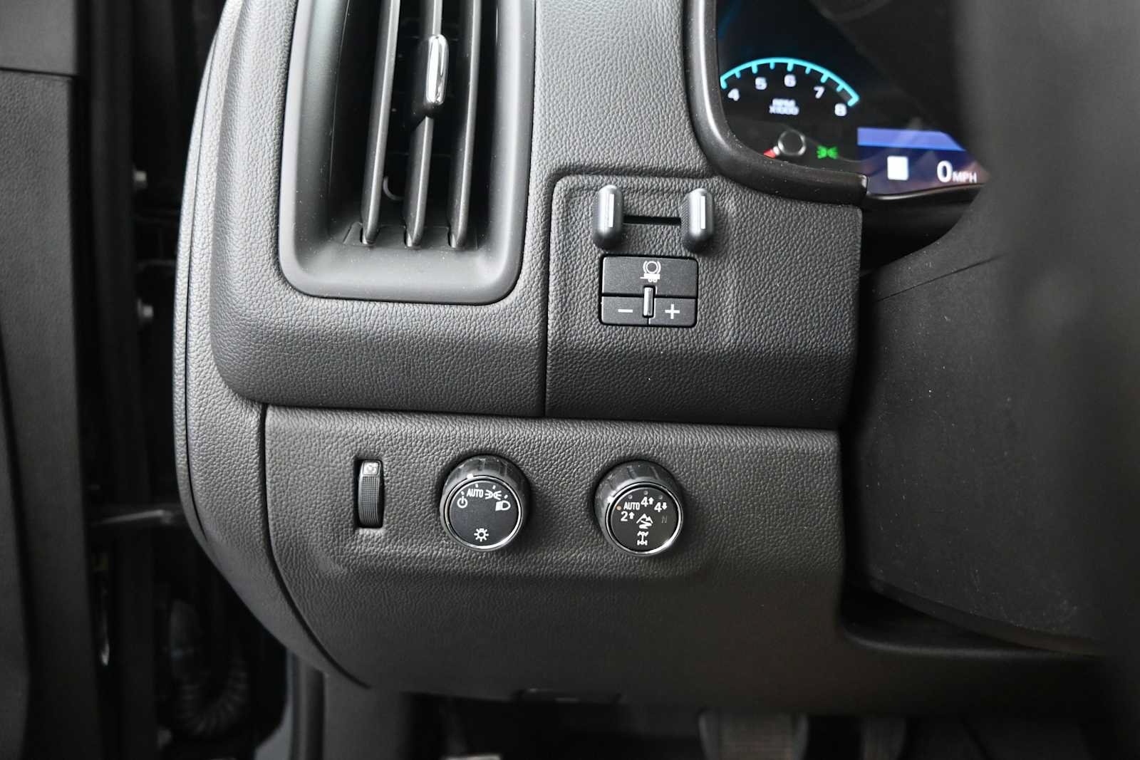 Used 2021 Chevrolet Colorado ZR2 AWD/4WD image 12