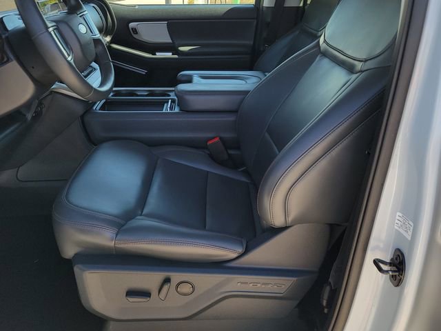 Certified 2025 Ford Expedition Max Active AWD/4WD image 6
