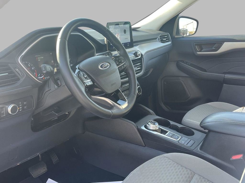 Certified 2022 Ford Escape SE w/ Convenience Package image 22