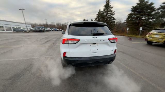 Certified 2022 Ford Escape SE w/ SE Sport Appearance Package image 8