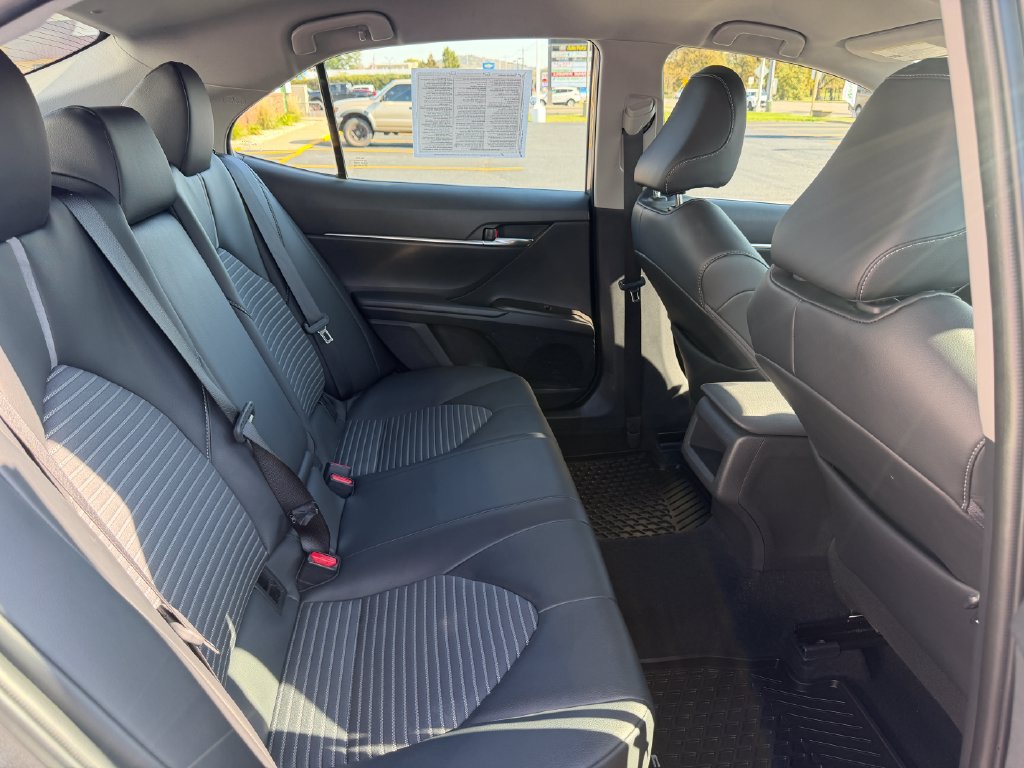 Used 2024 Toyota Camry SE FWD image 23