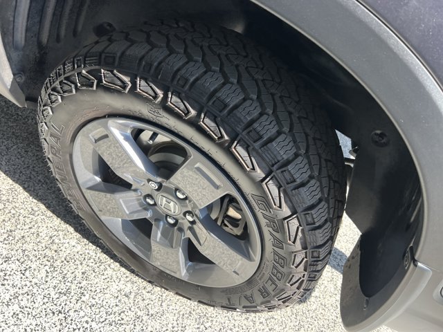 Used 2025 Honda Ridgeline TrailSport image 8