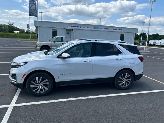 Used 2024 Chevrolet Equinox Premier AWD/4WD image 2