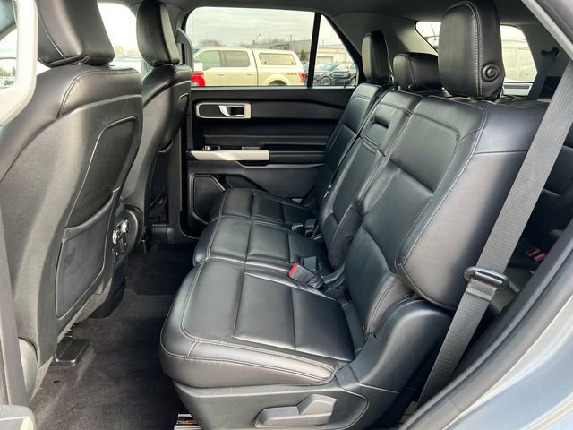 Certified 2020 Ford Explorer XLT w/ Equipment Group 202A image 11