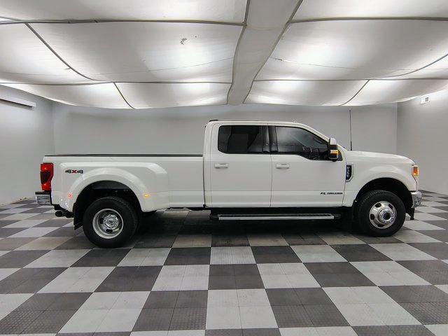 Certified 2022 Ford F350 Lariat w/ Lariat Value Package AWD/4WD image 7