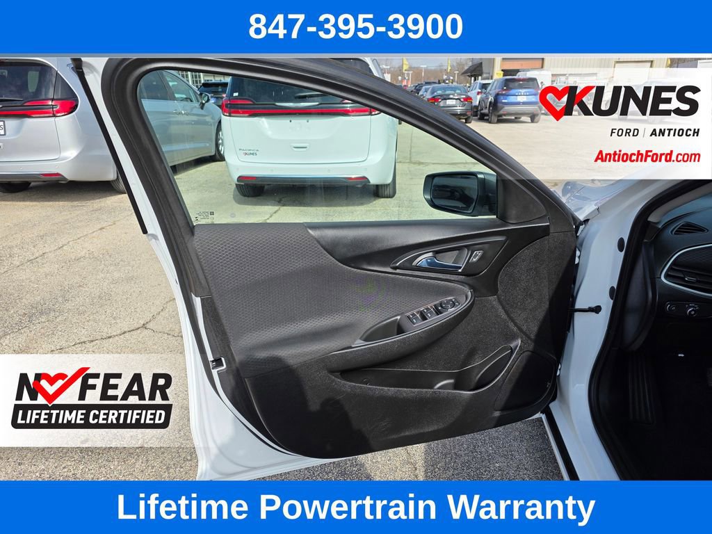 Used 2023 Chevrolet Malibu LS image 13