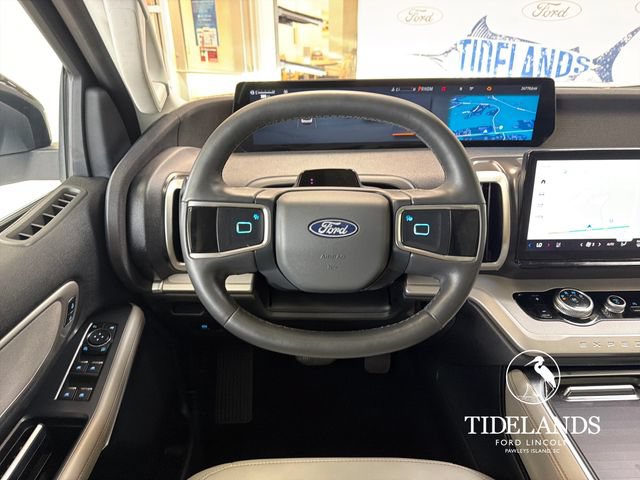 Certified 2025 Ford Expedition Active RWD image 16