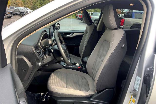 Certified 2020 Ford Escape SE image 8