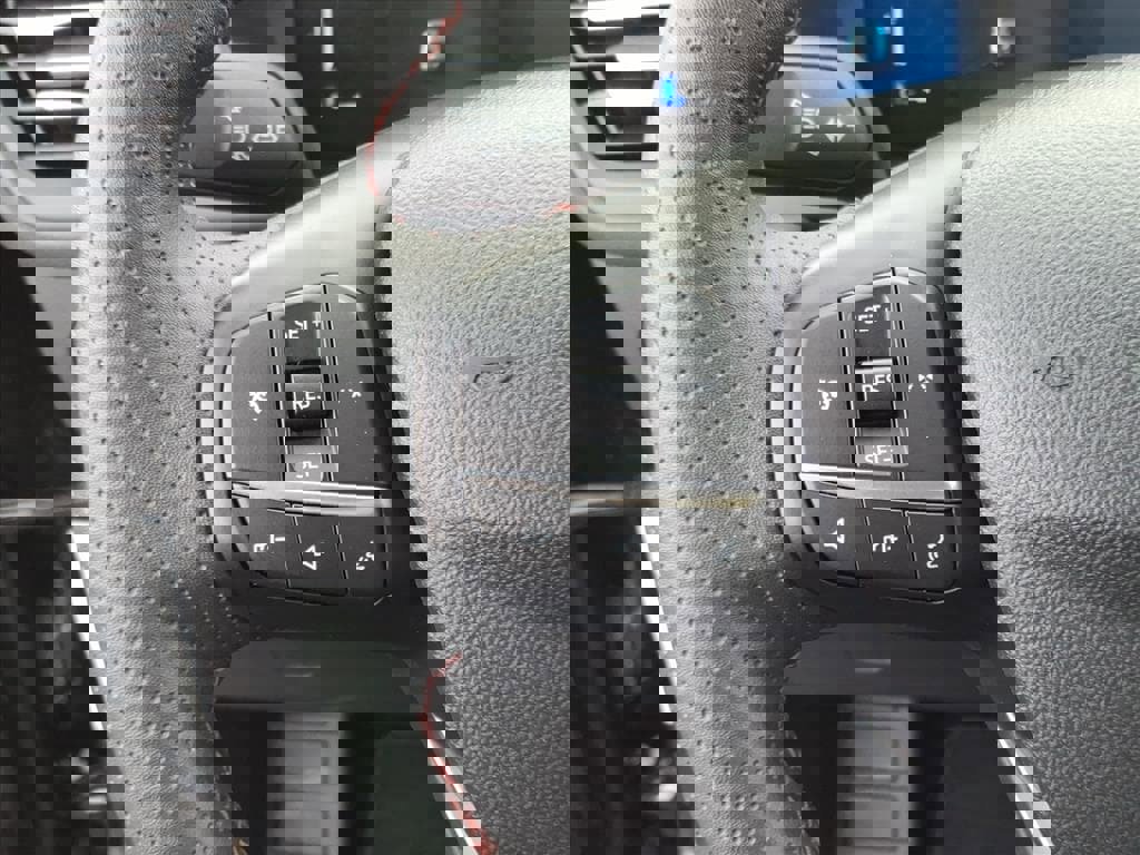 Certified 2025 Ford Escape ST-Line image 22