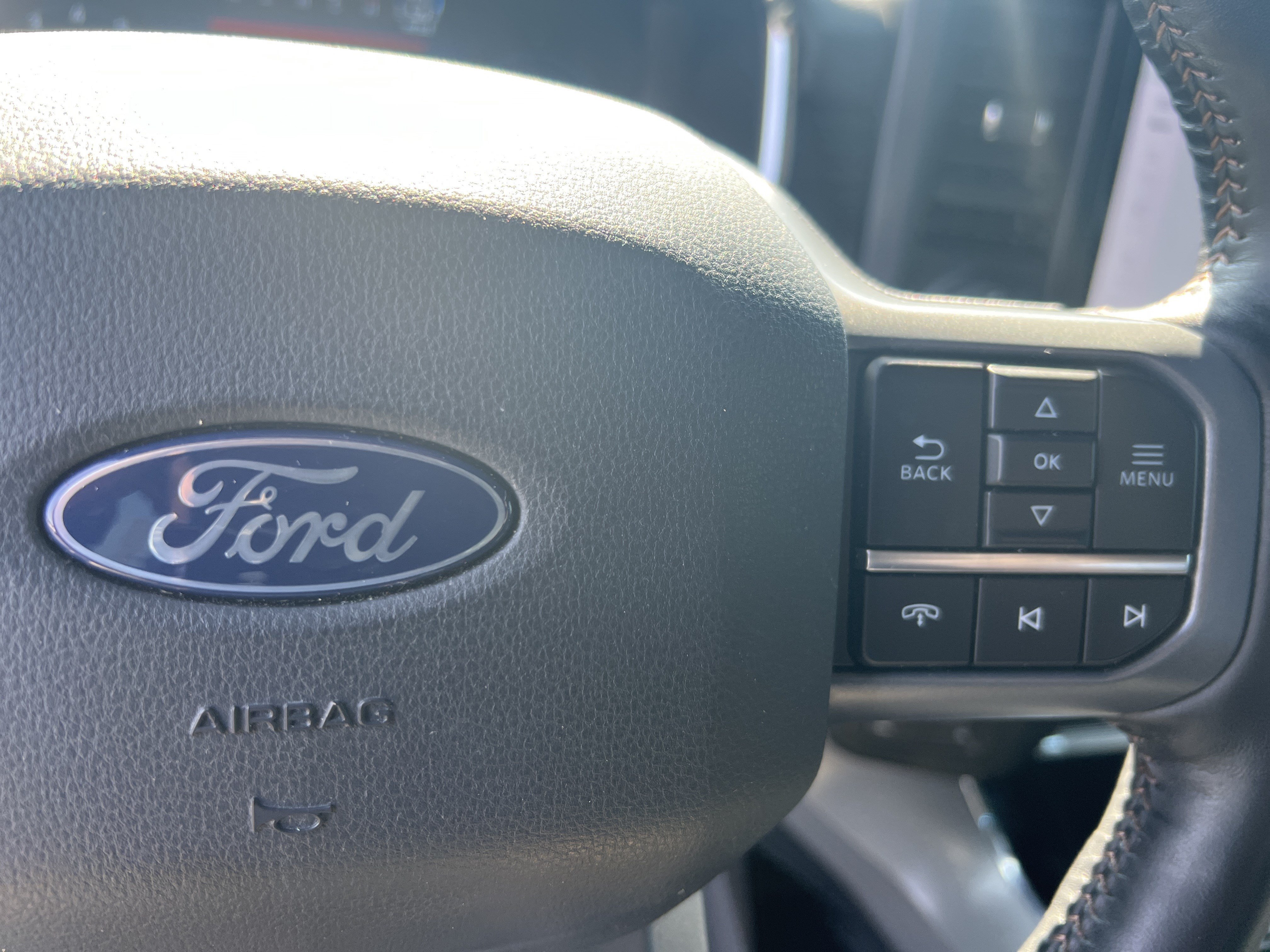 Certified 2024 Ford F150 Lariat w/ FX4 Off-Road Package AWD/4WD image 30