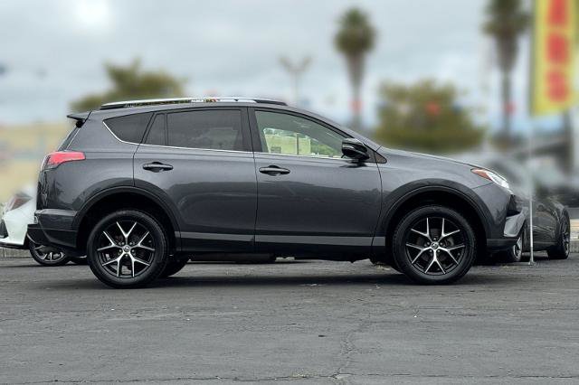 Used 2018 Toyota RAV4 SE w/ Power Extra Value Package FWD image 28
