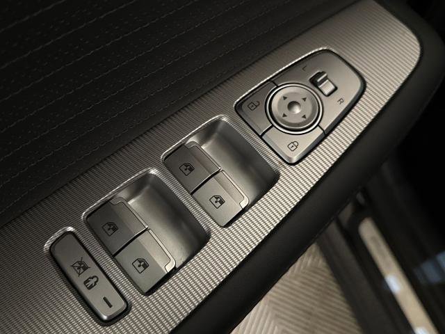 Used 2024 Hyundai Palisade Calligraphy image 17