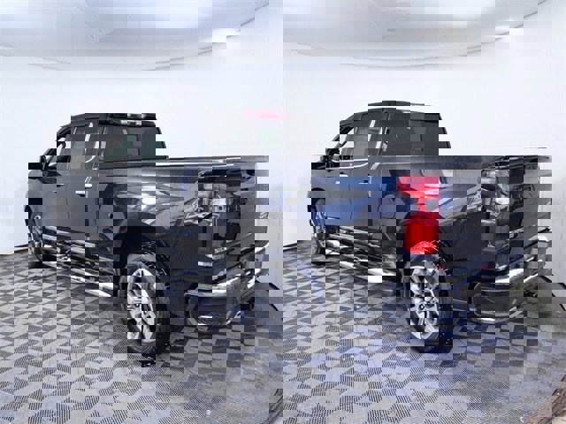 Used 2023 Chevrolet Silverado 1500 High Country w/ Technology Package image 6