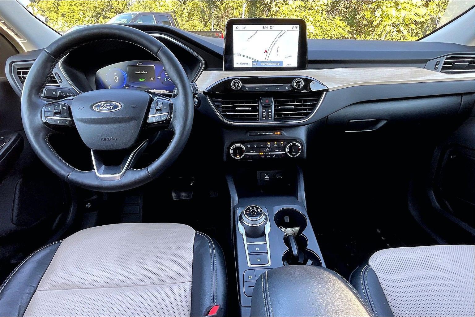 Certified 2022 Ford Escape Titanium w/ Titanium Elite Package AWD/4WD image 14