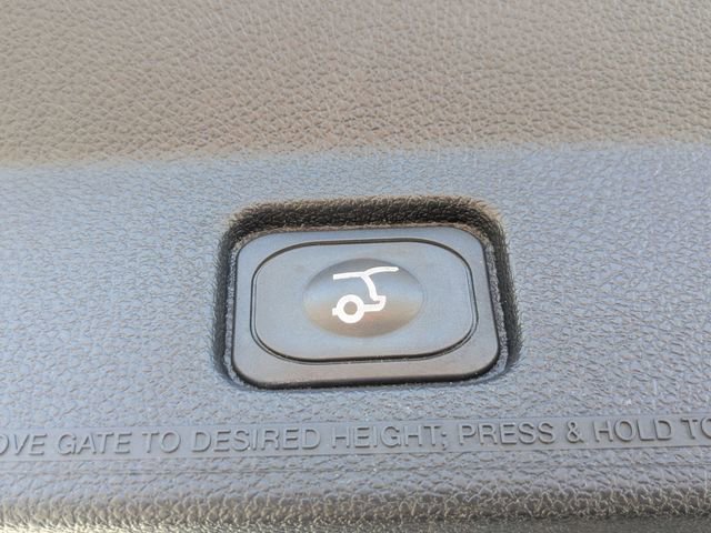 Certified 2017 Ford Explorer XLT w/ Equipment Group 202A image 27