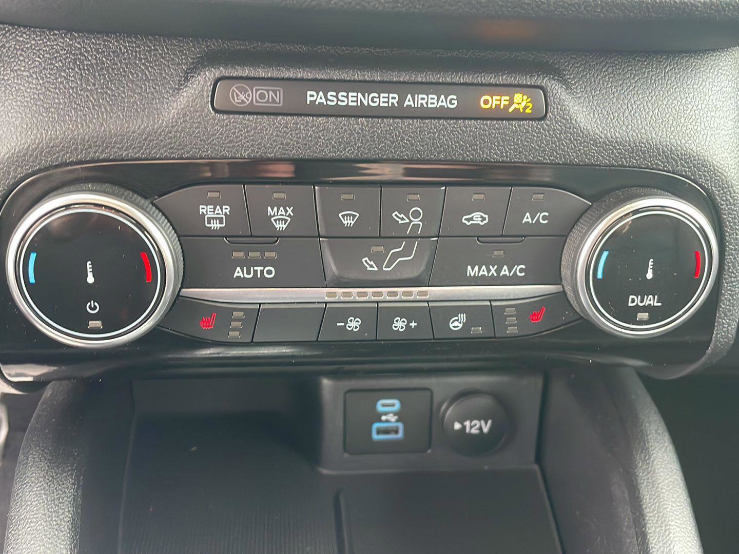 Certified 2022 Ford Escape SEL AWD/4WD image 21
