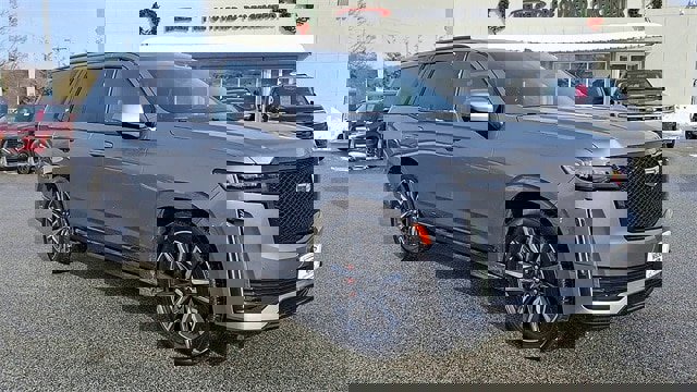 Used 2022 Cadillac Escalade Sport Platinum image 12