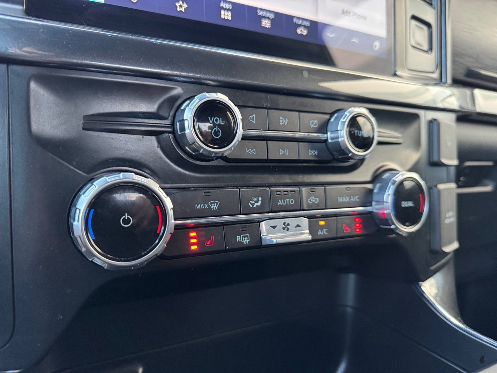 Certified 2022 Ford F150 XLT w/ Equipment Group 302A High image 25