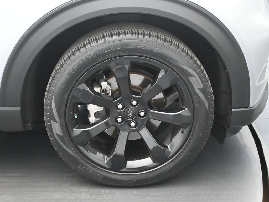 Certified 2023 Ford Explorer ST-Line w/ Class IV Trailer Tow Package RWD image 26