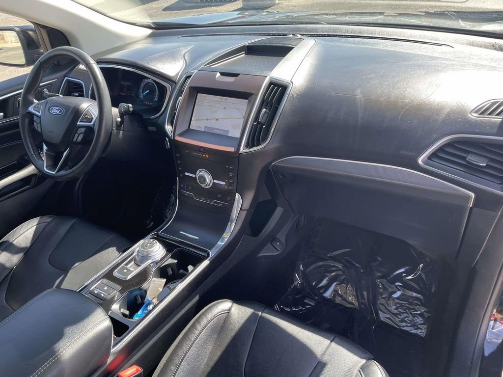 Certified 2020 Ford Edge Titanium w/ Equipment Group 301A image 29