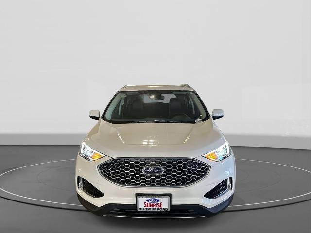 Certified 2024 Ford Edge SEL w/ Convenience Package image 3