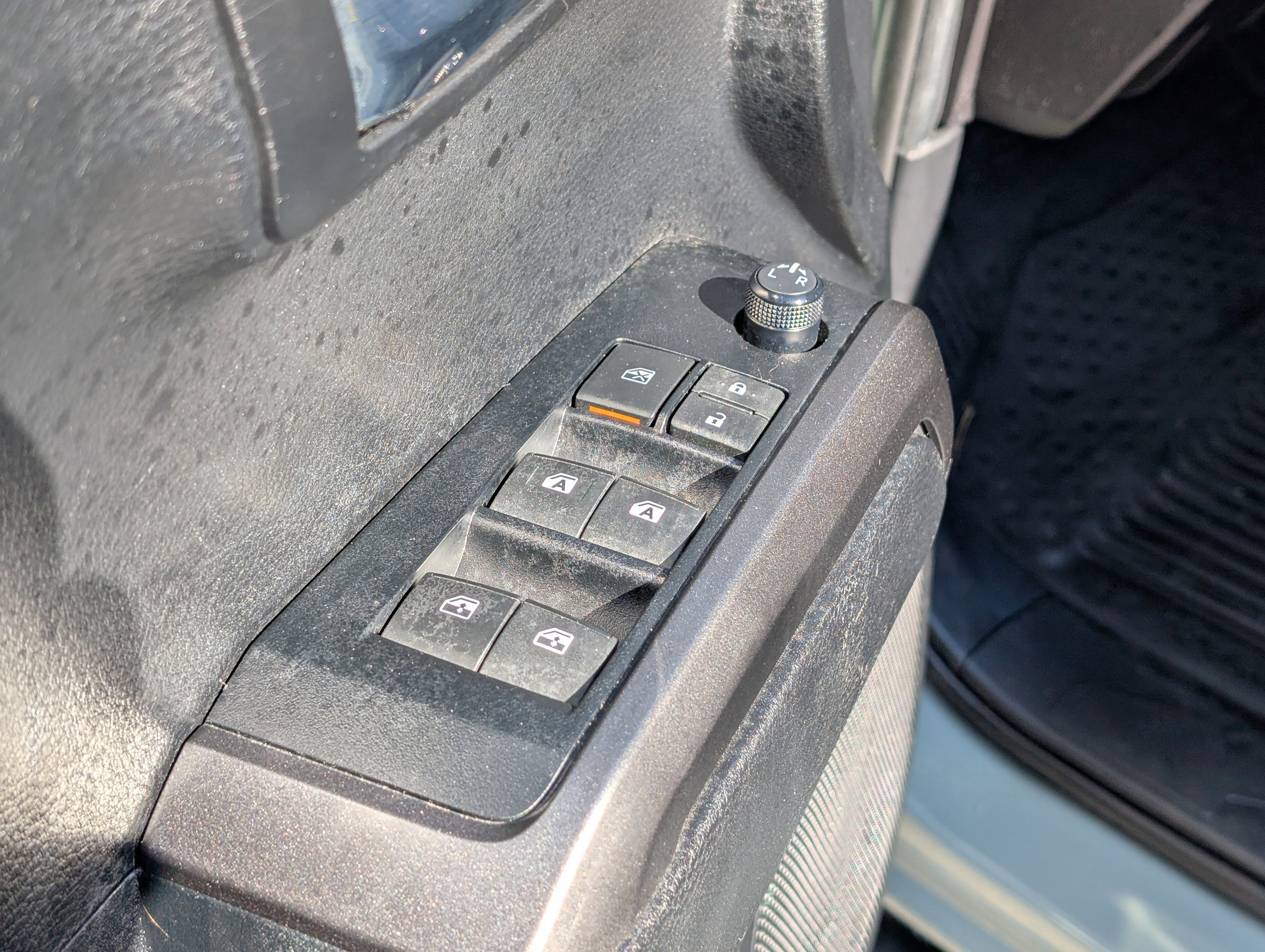 Used 2022 Toyota Tacoma TRD Off-Road w/ Technology Package image 17