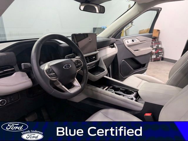 Certified 2025 Ford Explorer Active w/ Active Comfort Package RWD image 9