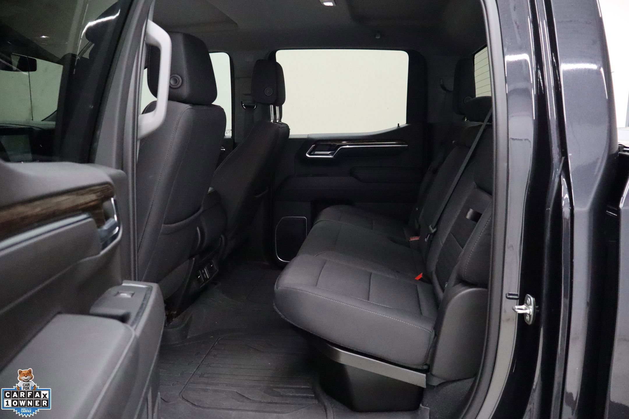 Used 2023 GMC Sierra 1500 Elevation image 30