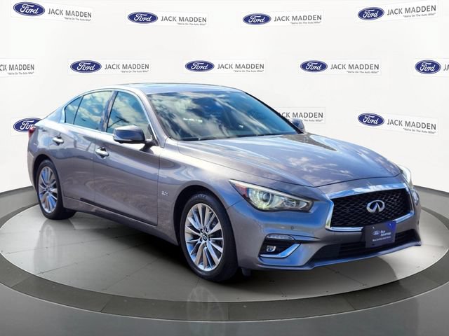 Used 2018 INFINITI Q50 Luxe w/ Sensory Package (Luxe) AWD/4WD image 7