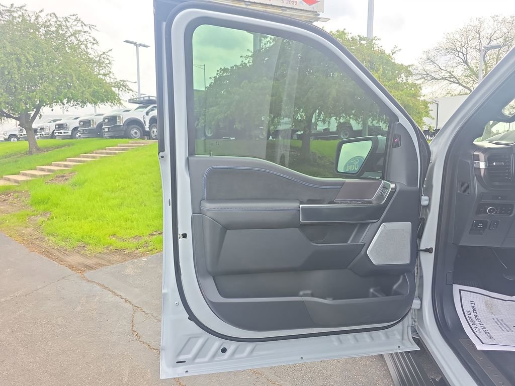 Certified 2025 Ford F150 Platinum w/ Equipment Group 702A High AWD/4WD image 22