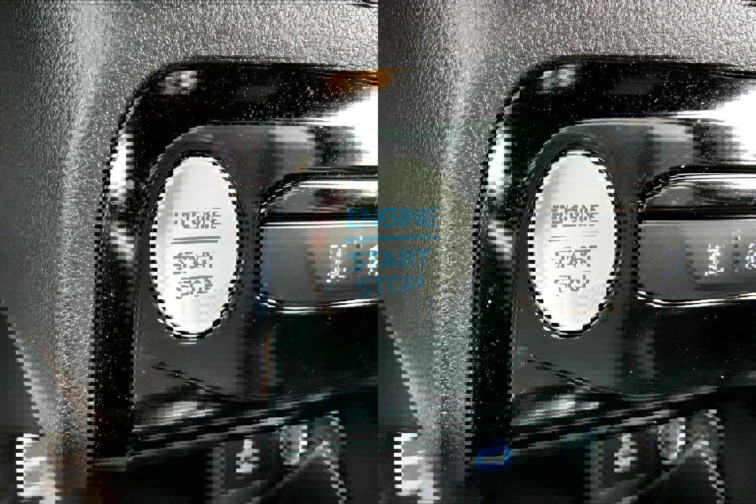 Certified 2023 Ford Escape ST-Line w/ Tech Pack #1 FWD image 31