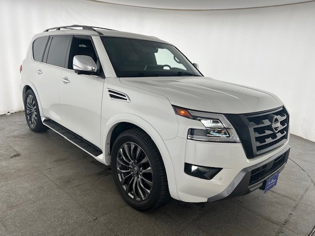 Used 2023 Nissan Armada Platinum w/ Captain's Chairs Package AWD/4WD image 3