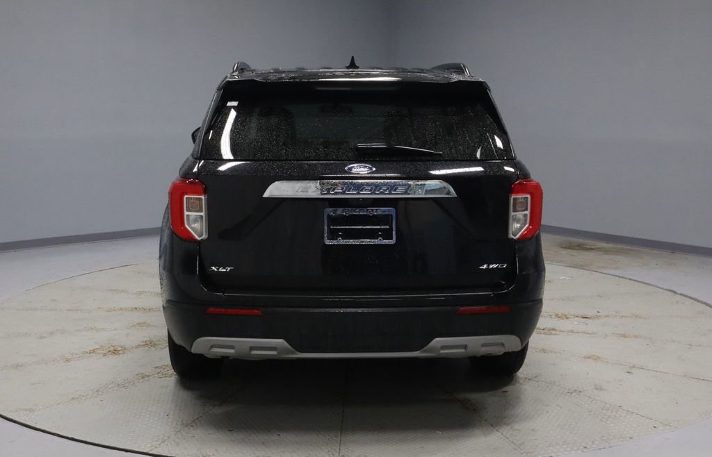 Certified 2023 Ford Explorer XLT AWD/4WD image 10