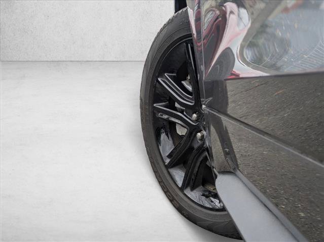 Certified 2022 Ford Edge ST-Line w/ Class II Trailer Tow Package image 10