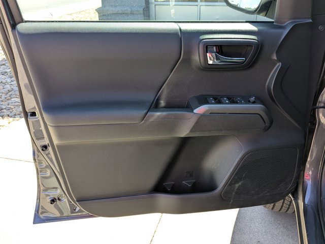 Used 2023 Toyota Tacoma TRD Off-Road image 12