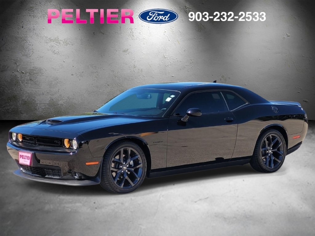 Used 2021 Dodge Challenger R/T w/ Blacktop Package RWD image 4