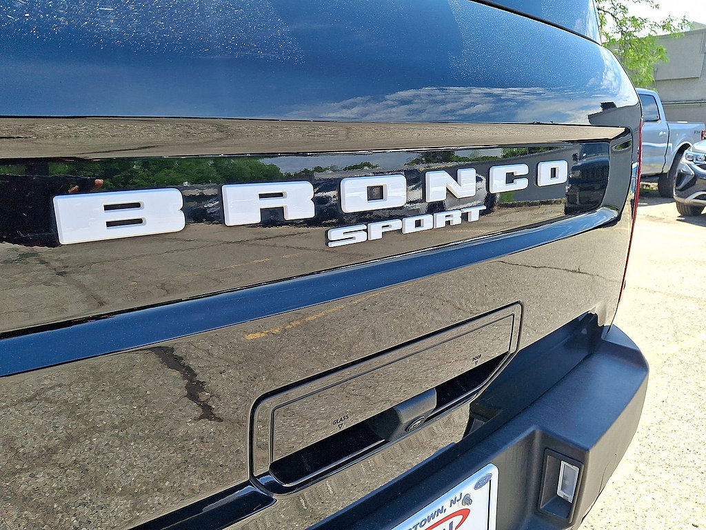 Certified 2023 Ford Bronco Sport Heritage w/ Heritage Convenience Package AWD/4WD image 30