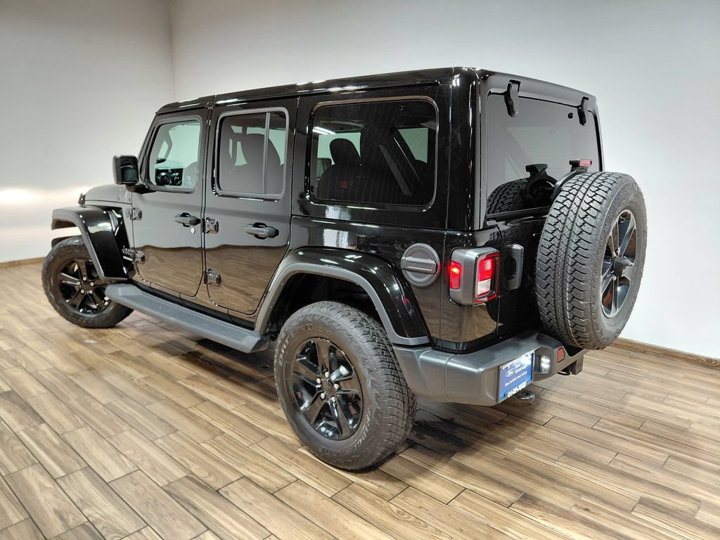 Used 2023 Jeep Wrangler Unlimited Sahara AWD/4WD image 26