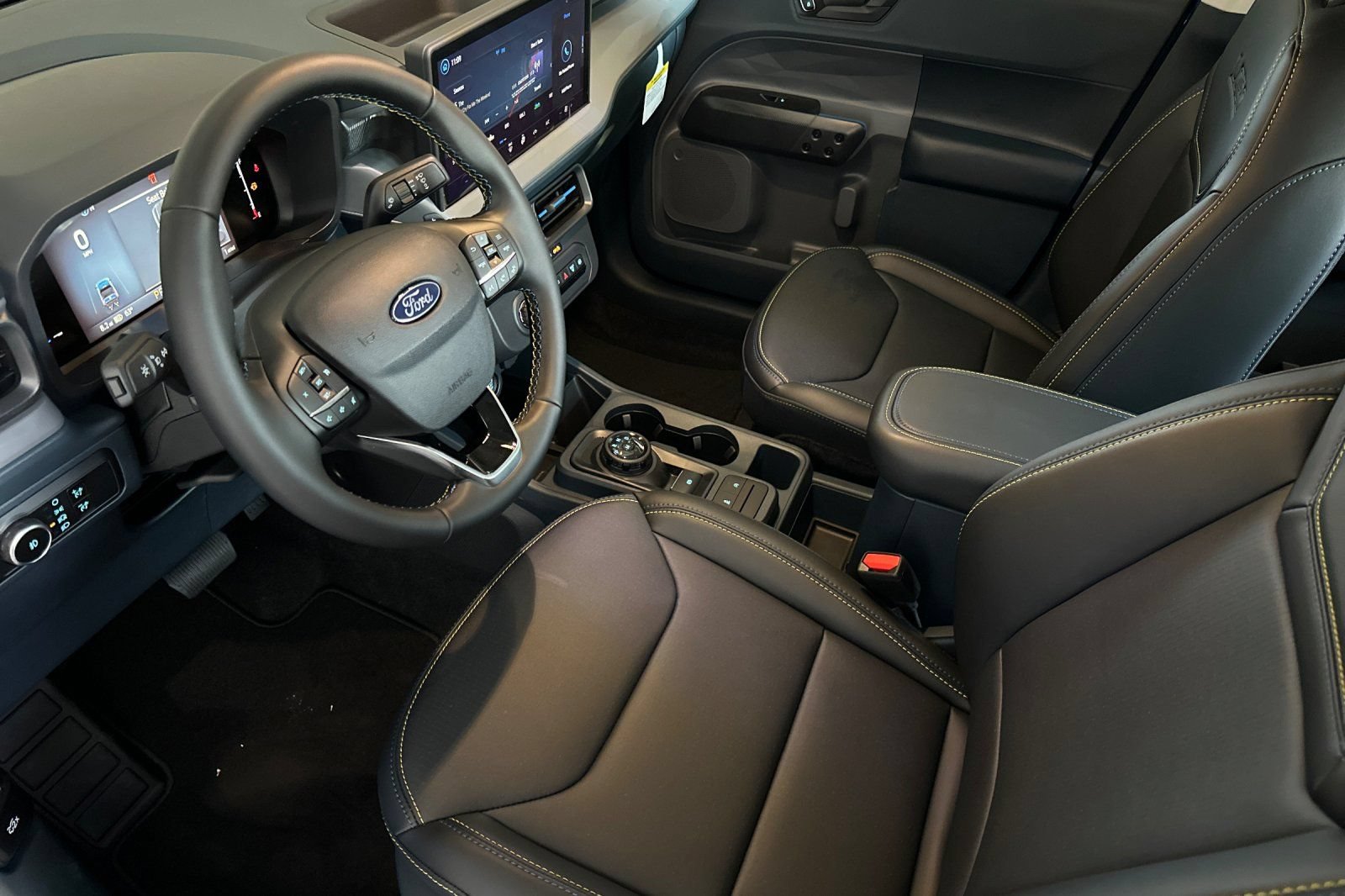 Certified 2025 Ford Maverick Lobo AWD/4WD image 12